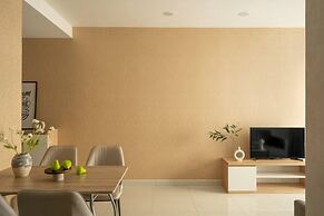 Saigon Royal - Trendy Modern Apartment