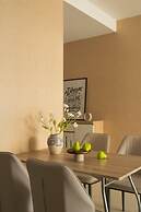 Saigon Royal - Trendy Modern Apartment