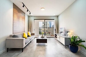 Saigon Royal - Trendy Modern Apartment