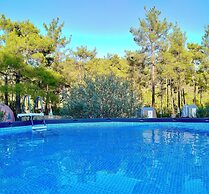 4 Camp & Restaurant - Adult Only