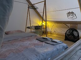 4 Camp & Restaurant - Adult Only