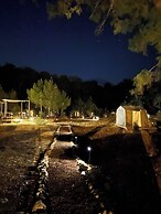 4 Camp & Restaurant - Adult Only