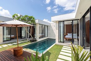 Garuda Villa by Betterplace