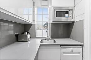 Chelsea By Capital CC 516