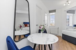 Chelsea By Capital CC 516