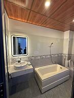 Panaroma Hotel - Vong Canh Villa