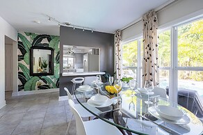 BRIGHT Fort Lauderdale Tropical Retreat