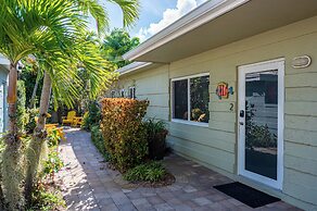 BRIGHT Fort Lauderdale Tropical Retreat