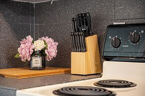 BRIGHT Fort Lauderdale Tropical Retreat