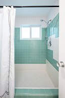 BRIGHT Fort Lauderdale Tropical Retreat