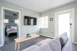 BRIGHT Fort Lauderdale Tropical Retreat