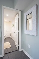 BRIGHT Fort Lauderdale Tropical Retreat