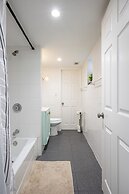 BRIGHT Fort Lauderdale Tropical Retreat