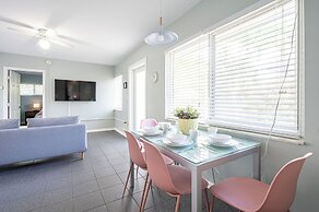 BRIGHT Fort Lauderdale Tropical Retreat