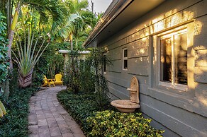 BRIGHT Fort Lauderdale Tropical Retreat