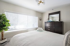 BRIGHT Fort Lauderdale Tropical Retreat