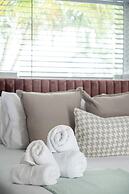 BRIGHT Fort Lauderdale Tropical Retreat