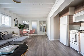 BRIGHT Fort Lauderdale Tropical Retreat