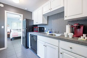 BRIGHT Fort Lauderdale Tropical Retreat