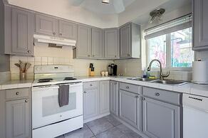 BRIGHT Fort Lauderdale Tropical Retreat