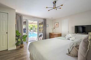 BRIGHT Fort Lauderdale Tropical Retreat