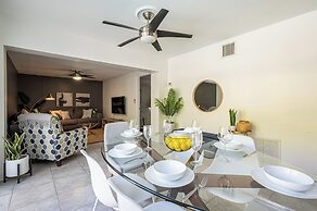 BRIGHT Fort Lauderdale Tropical Retreat