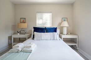 BRIGHT Fort Lauderdale Tropical Retreat