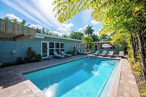 BRIGHT Fort Lauderdale Tropical Retreat