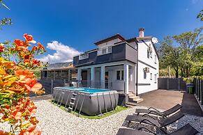 Pool House Beba Tribalj Lake