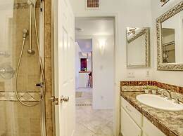 Royale Living in the Heart of Phoenix