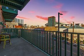 Stunning Phoenix Prime Urban Living