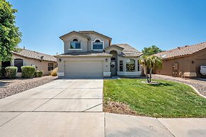 Dos Palmas - Gilbert Poolside Retreat