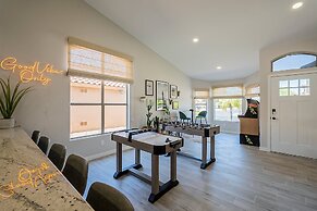 Dos Palmas - Gilbert Poolside Retreat