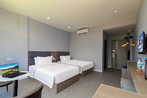 Lisha Grand Hotel C Vangvieng