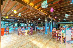 Lisha Grand Hotel C Vangvieng