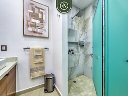 Esquina Versalles 204