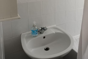 Leeds - Apartment - Stay 3- Parking - Garden