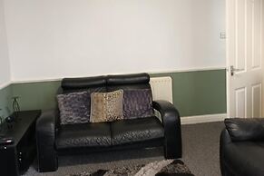 Leeds - Apartment - Stay 3- Parking - Garden