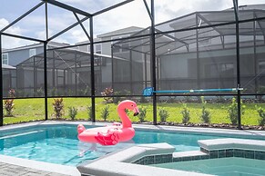 Stunning 7Bd Jacuzzi Pool Close to Disney Windsor Cay 16217