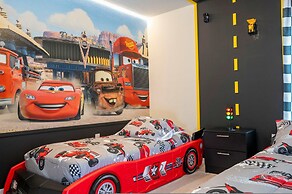 Stunning 7Bd Jacuzzi Pool Close to Disney Windsor Cay 16217