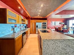 Tranquil Tides Oceanfront Family Oasis