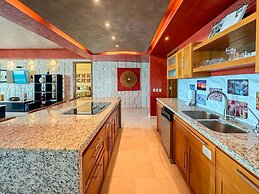 Tranquil Tides Oceanfront Family Oasis
