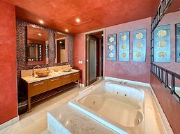 Tranquil Tides Oceanfront Family Oasis