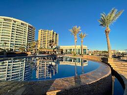 Tranquil Tides Oceanfront Family Oasis