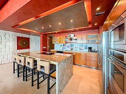 Tranquil Tides Oceanfront Family Oasis