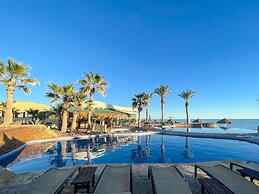 Tranquil Tides Oceanfront Family Oasis