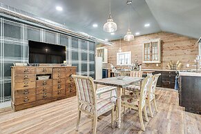 Benton Harbor Home 3 Mi to Beach: Grill & Yard