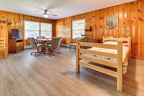 Home ~ 17 Mi to Detroit w/ Patio & Grill!