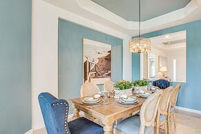 Luxe Venice Gem w/ Outdoor Pool & Hot Tub