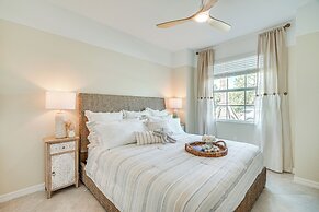 Luxe Venice Gem w/ Outdoor Pool & Hot Tub